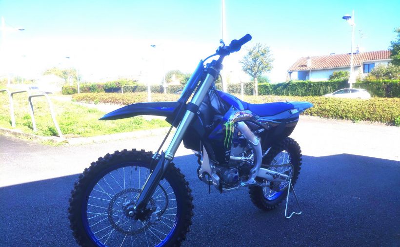 YAMAHA YZ250F MONSTER ENERGY 3