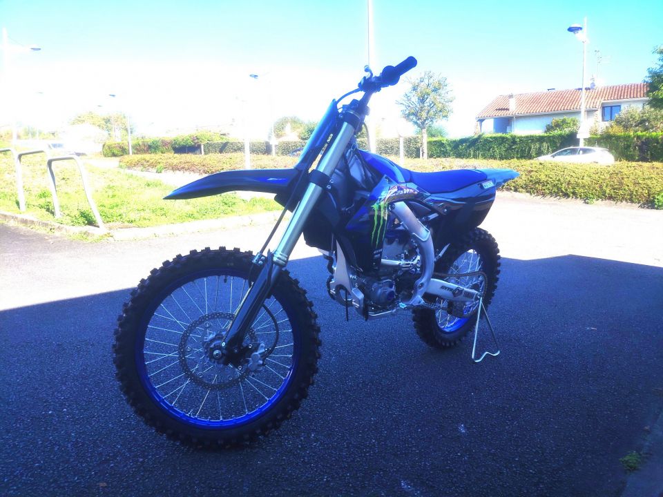YAMAHA YZ250F MONSTER ENERGY 3
