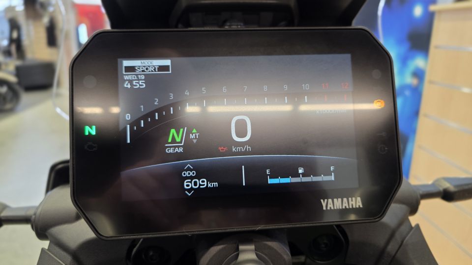 YAMAHA TRACER 9 Y-AMT 7