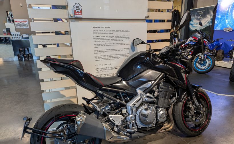 KAWASAKI Z900 SE 2