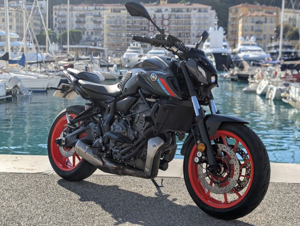 YAMAHA MT-07 0