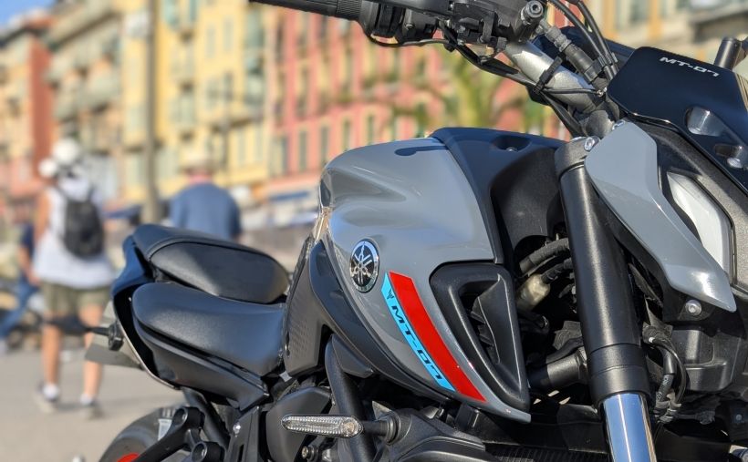 YAMAHA MT-07 10