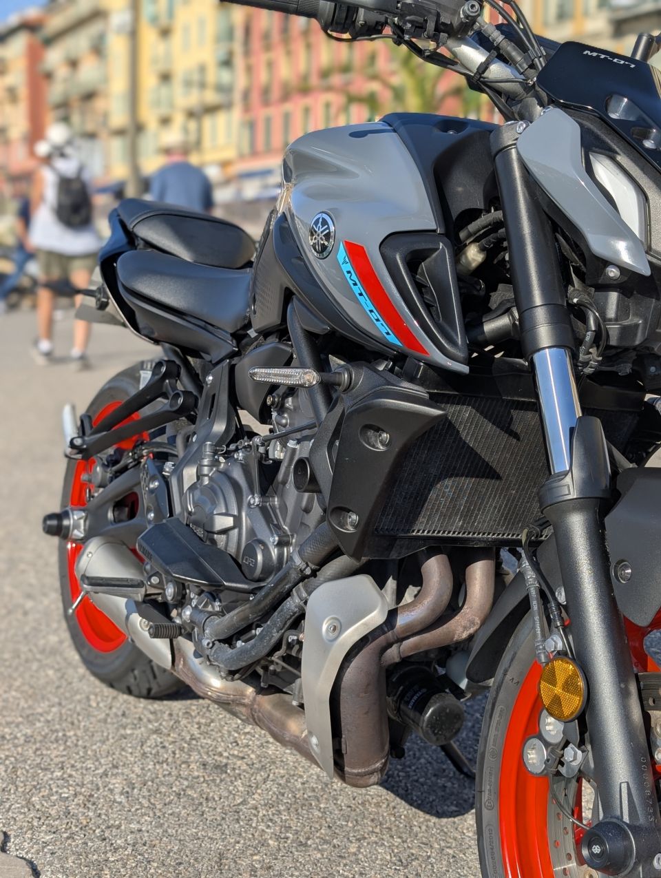 YAMAHA MT-07 10