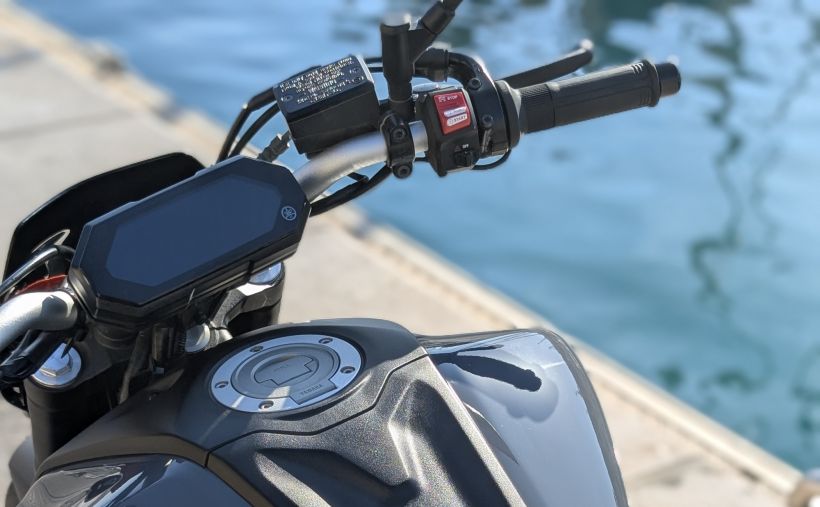 YAMAHA MT-07 11