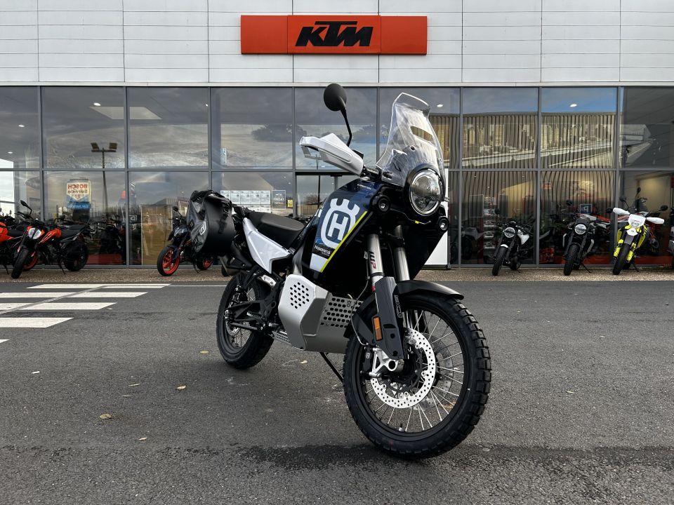 HUSQVARNA NORDEN 901 EXPEDITION 13