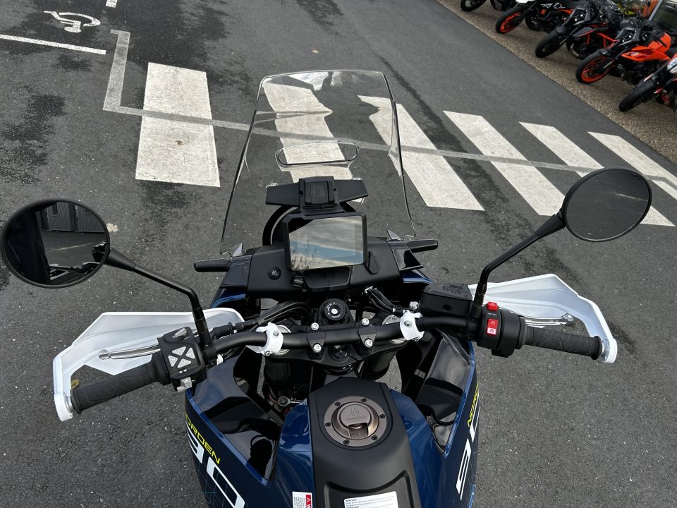 HUSQVARNA NORDEN 901 EXPEDITION 26