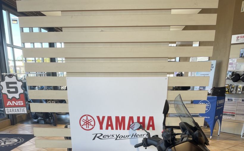 YAMAHA XMAX 125 TECH MAX 2