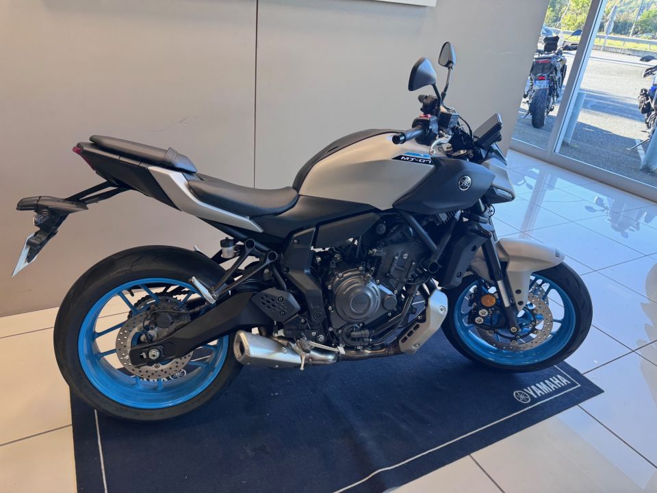YAMAHA MT-07 PURE 35KW 8