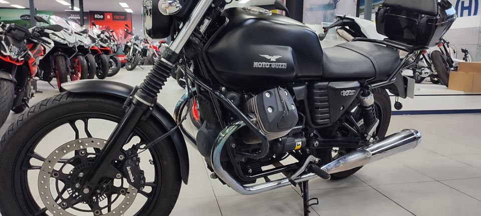 MOTO GUZZI V7 II STONE 18