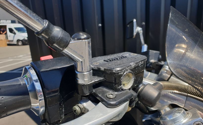 YAMAHA VMAX 1200 CARBONE 3