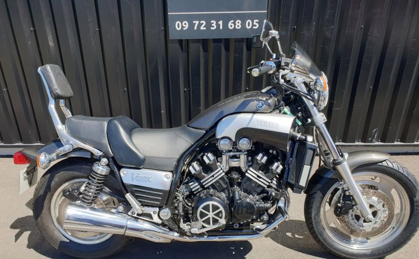 YAMAHA VMAX 1200 CARBONE 0
