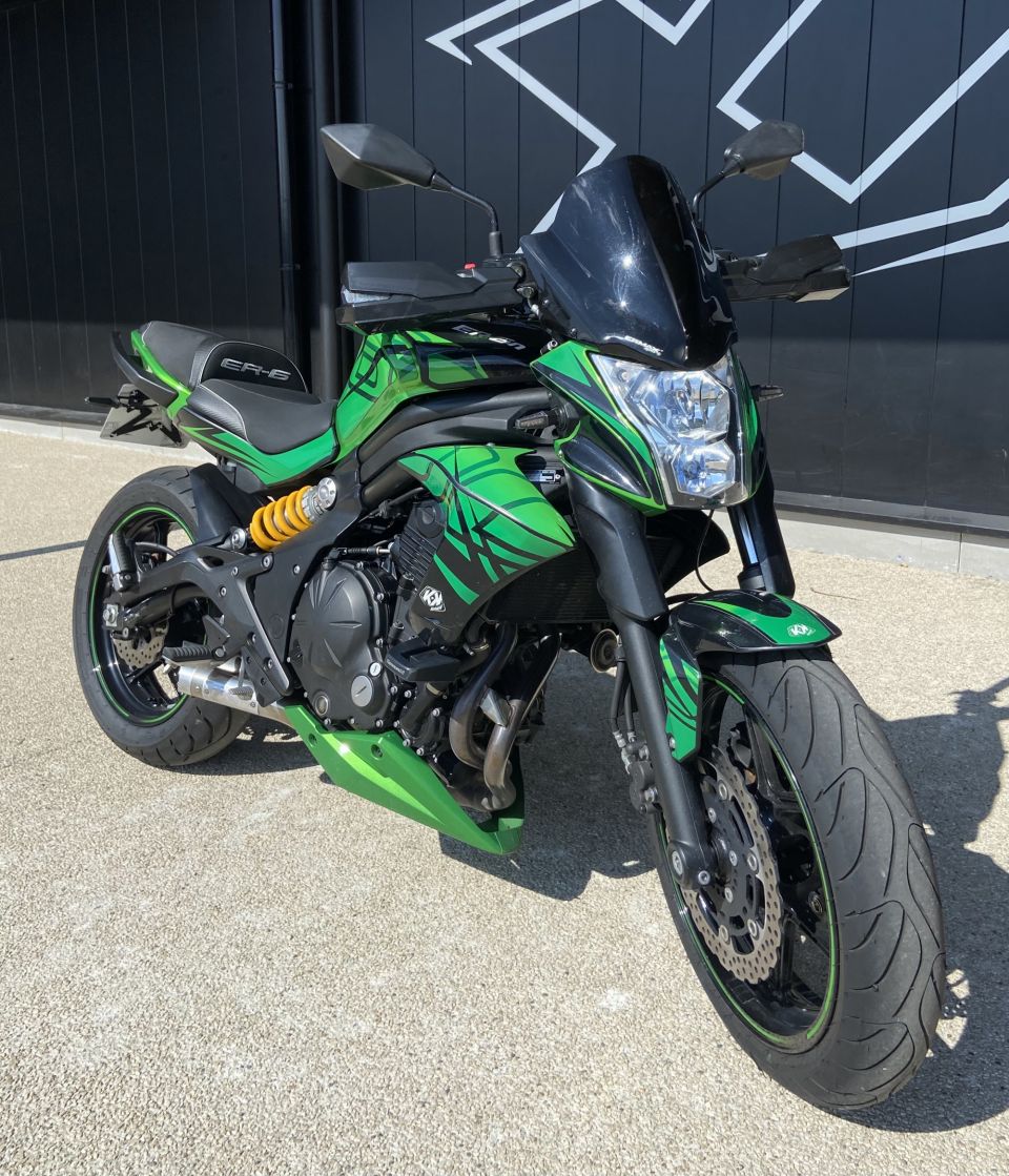 KAWASAKI ER-6 1