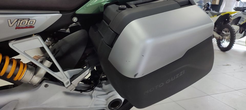 MOTO GUZZI V100  MANDELLO 9
