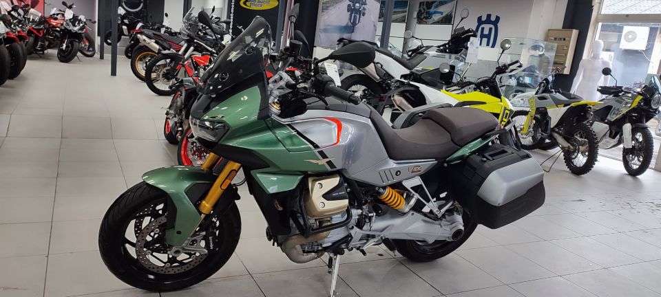 MOTO GUZZI V100  MANDELLO 18