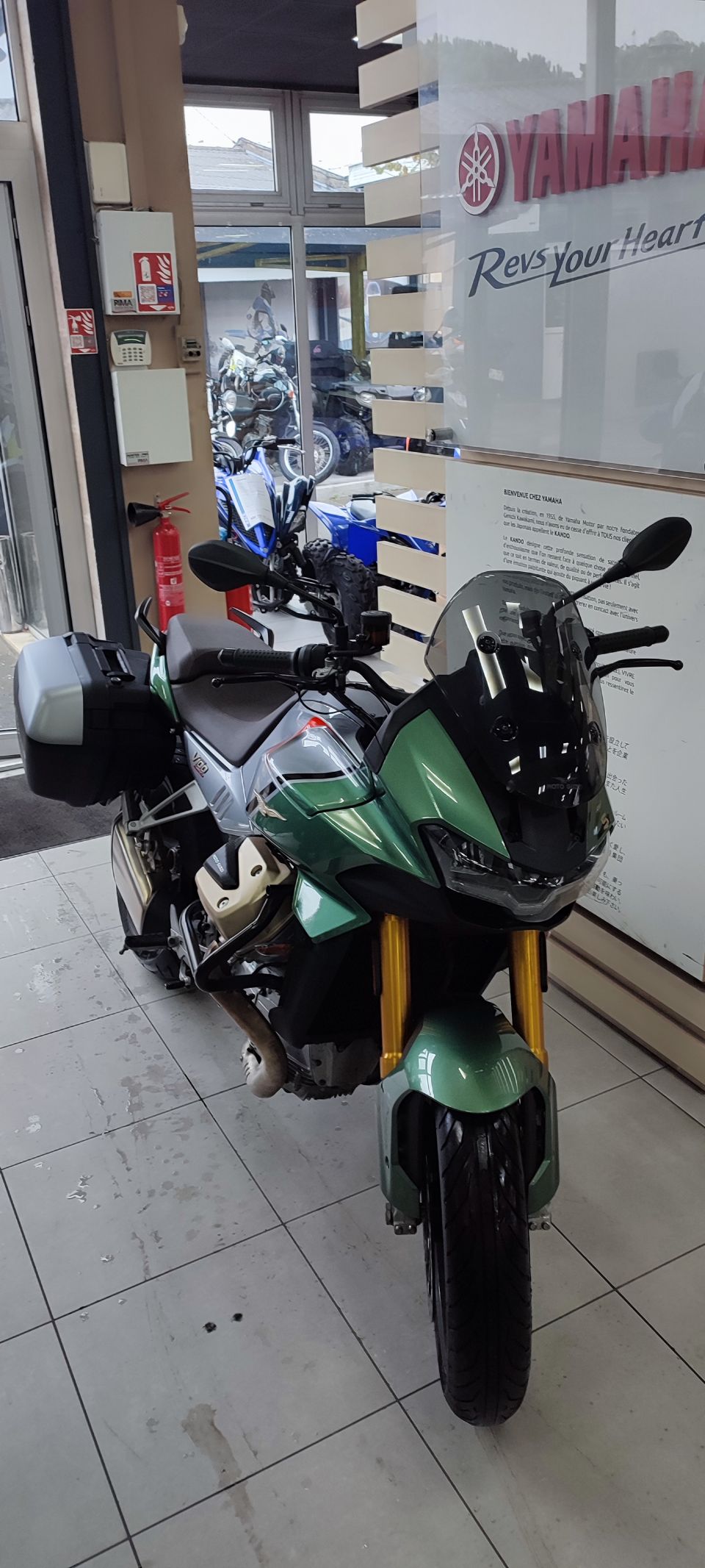 MOTO GUZZI V100  MANDELLO 27