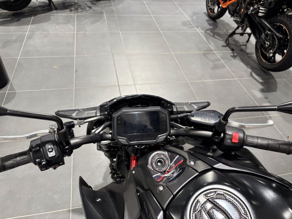 KAWASAKI Z 900 10