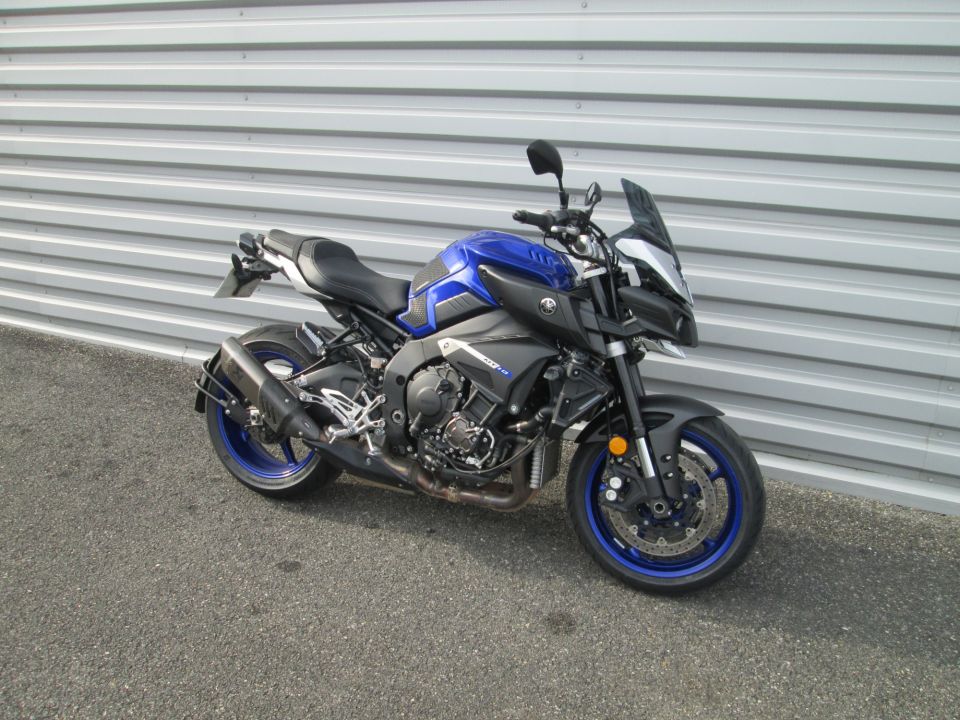 YAMAHA MT-10 0