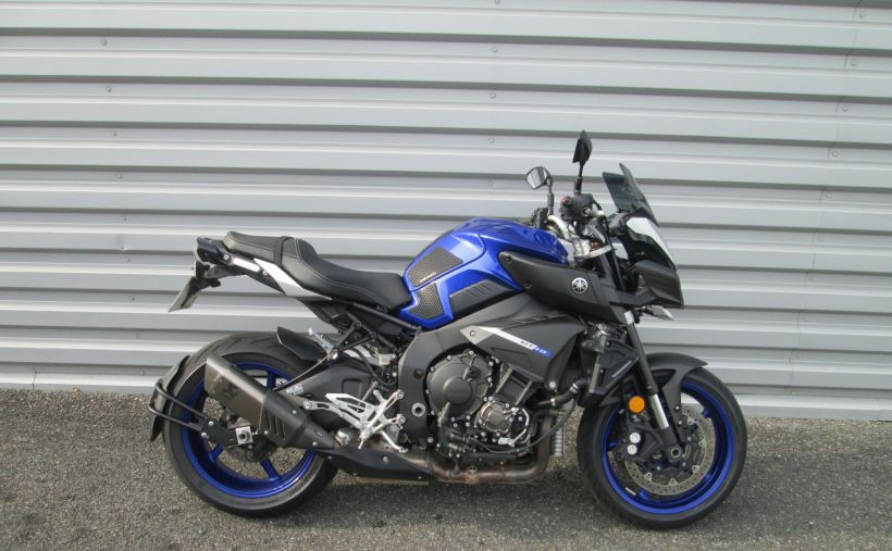 YAMAHA MT-10 1
