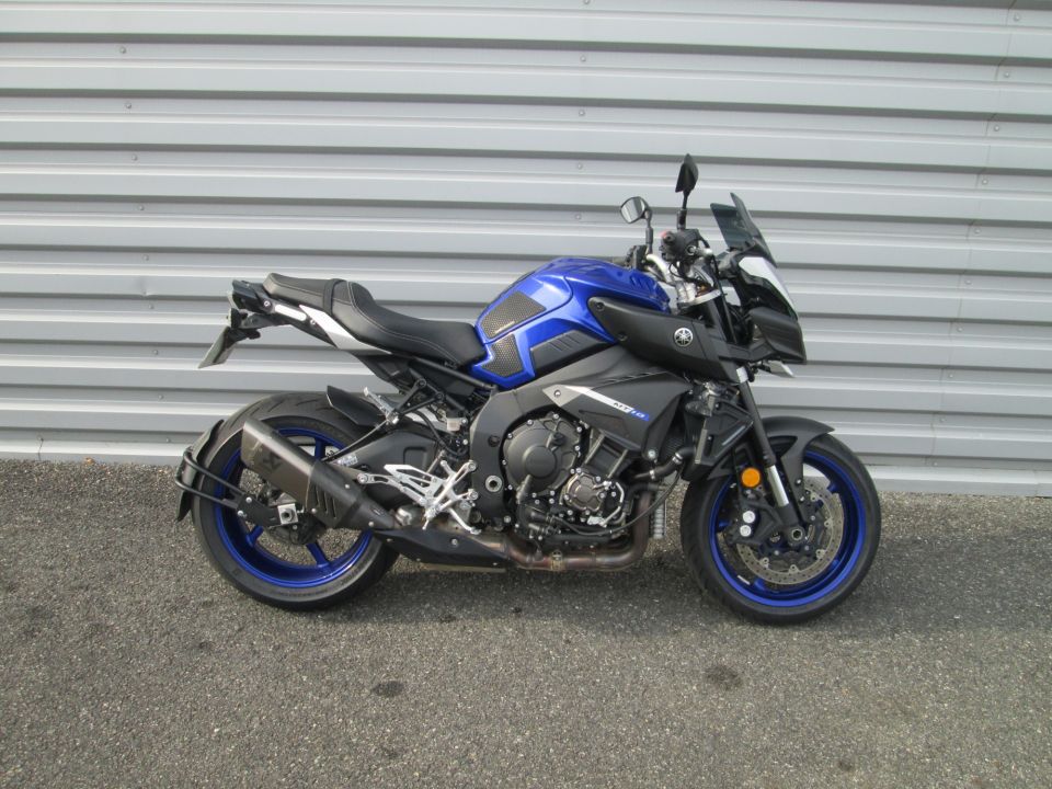 YAMAHA MT-10 8