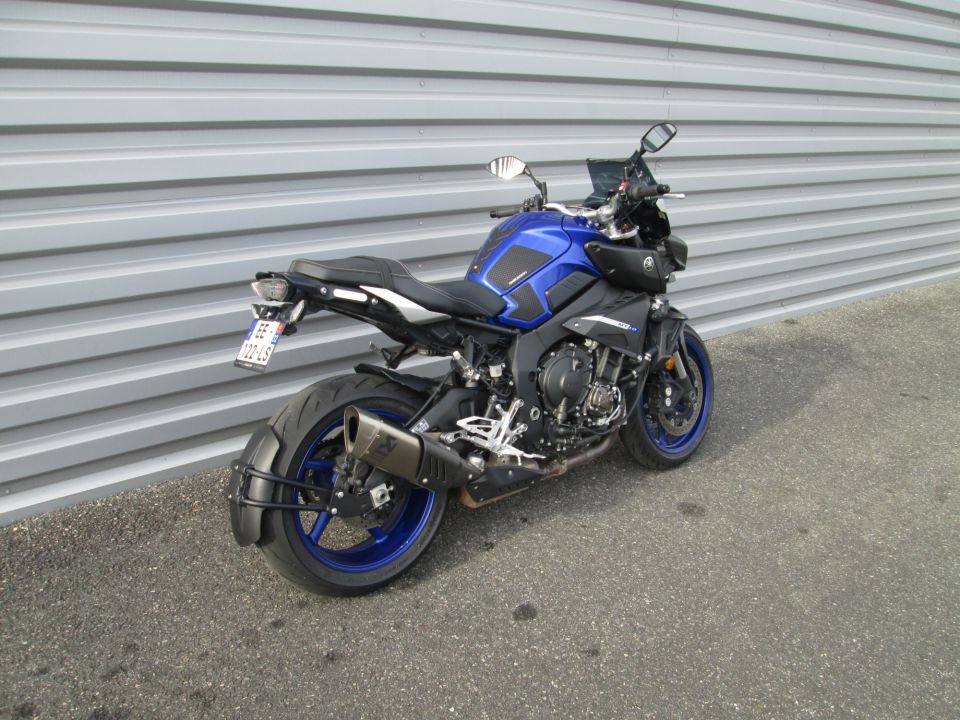 YAMAHA MT-10 16