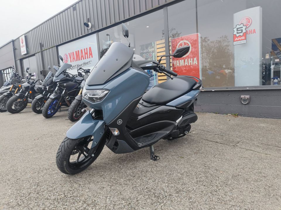 YAMAHA NMAX 125 3