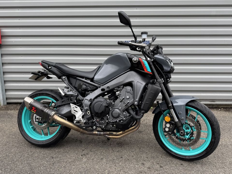 YAMAHA MT-09 0