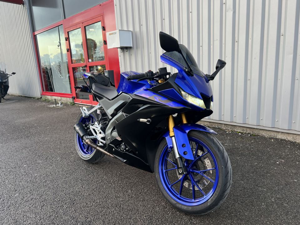 YAMAHA YZF-R 125 4