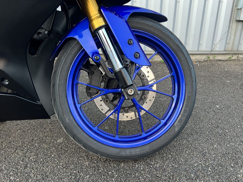 YAMAHA YZF-R 125 28