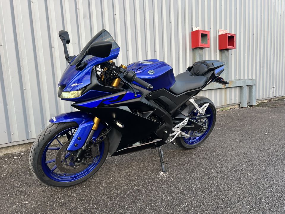YAMAHA YZF-R 125 36