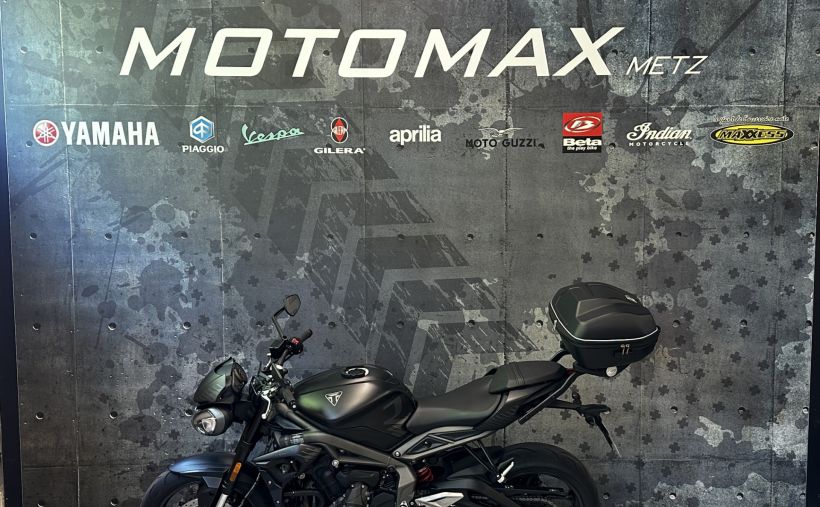 TRIUMPH STREET TRIPLE 765 R 4