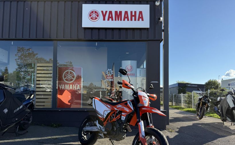 KTM 690 SMC R 41CV 3