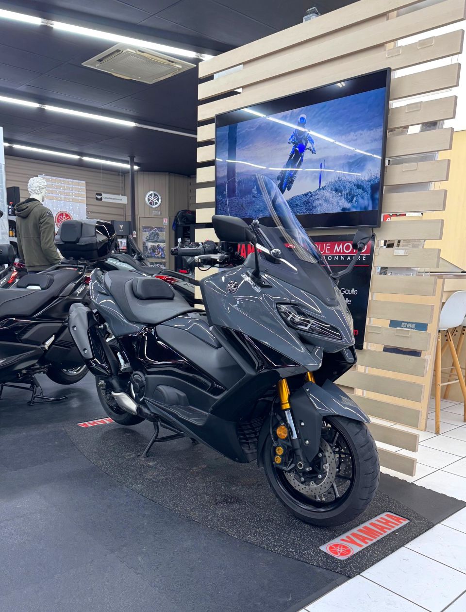 YAMAHA XP T-MAX 560 TECH MAX 3