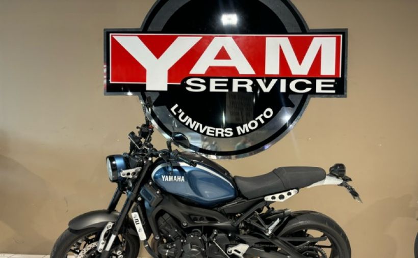 YAMAHA XSR 900 ABS 0
