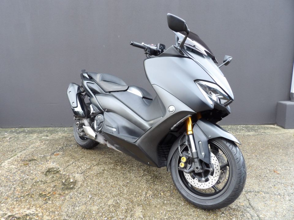 YAMAHA XP T-MAX 560 TECH MAX 2