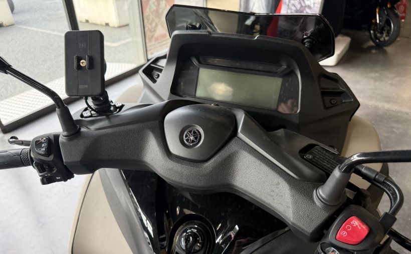 YAMAHA TRICITY 300 1