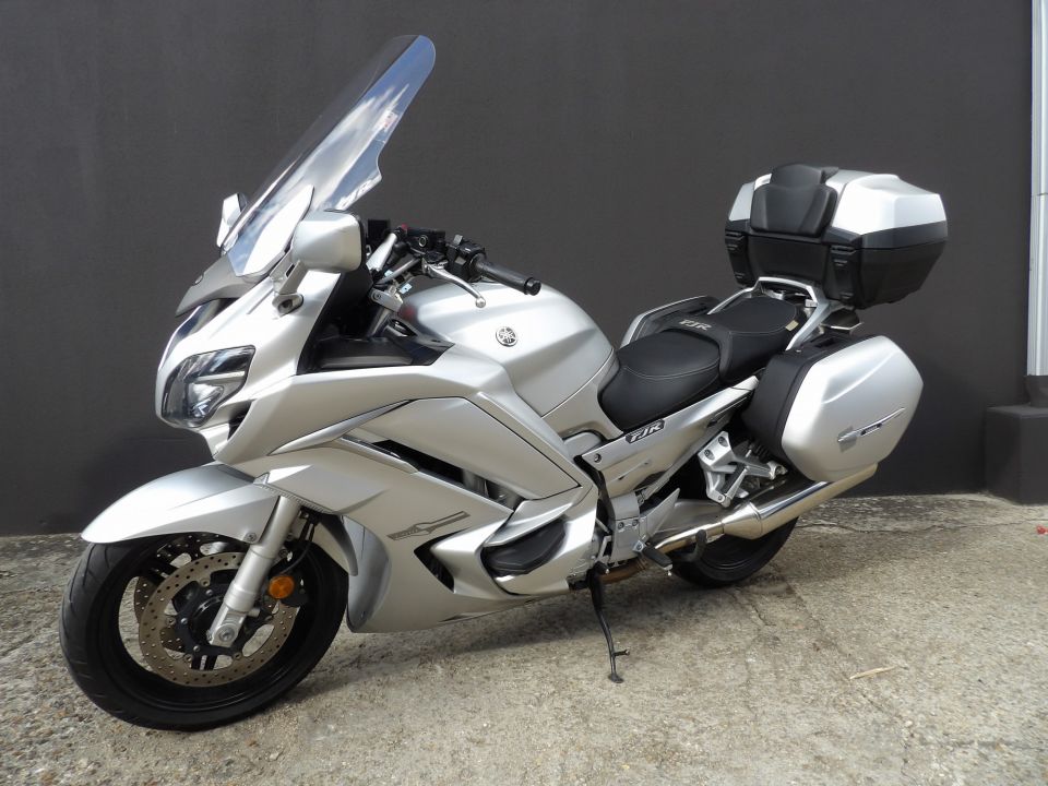 YAMAHA FJR 1300 6