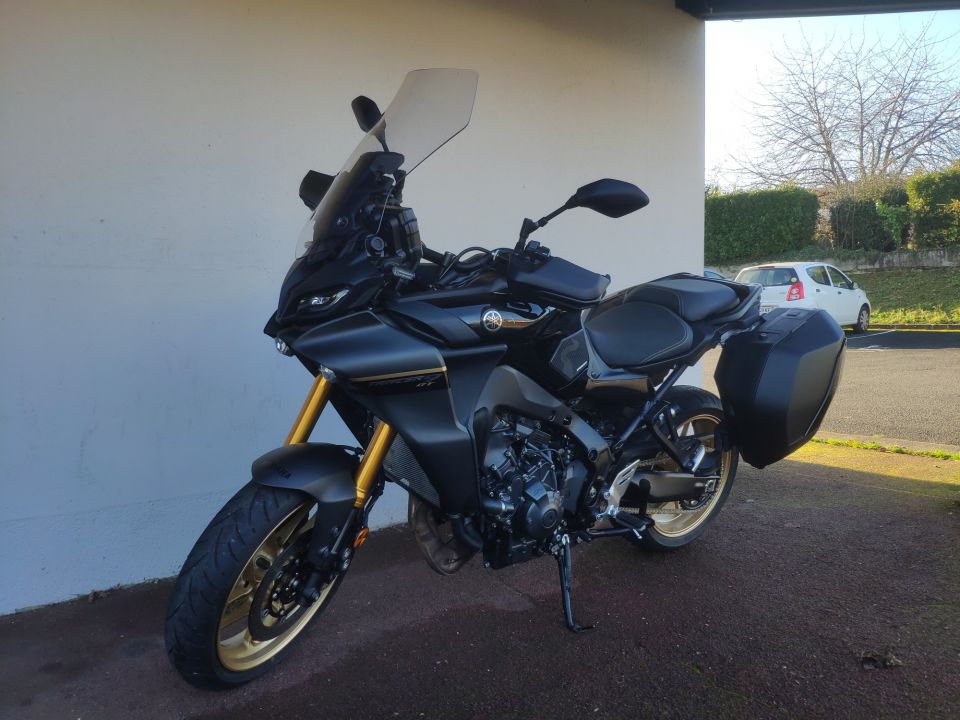 YAMAHA TRACER 9 GT 1