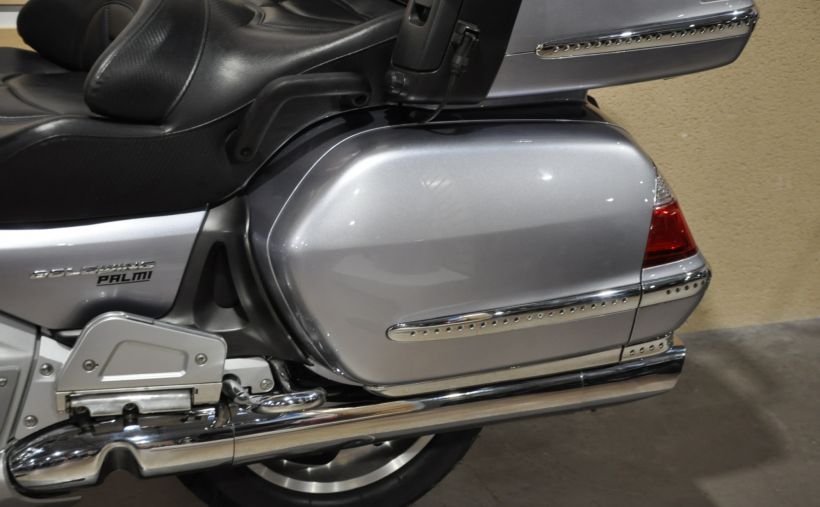 HONDA GL1800 GOLDWING 11