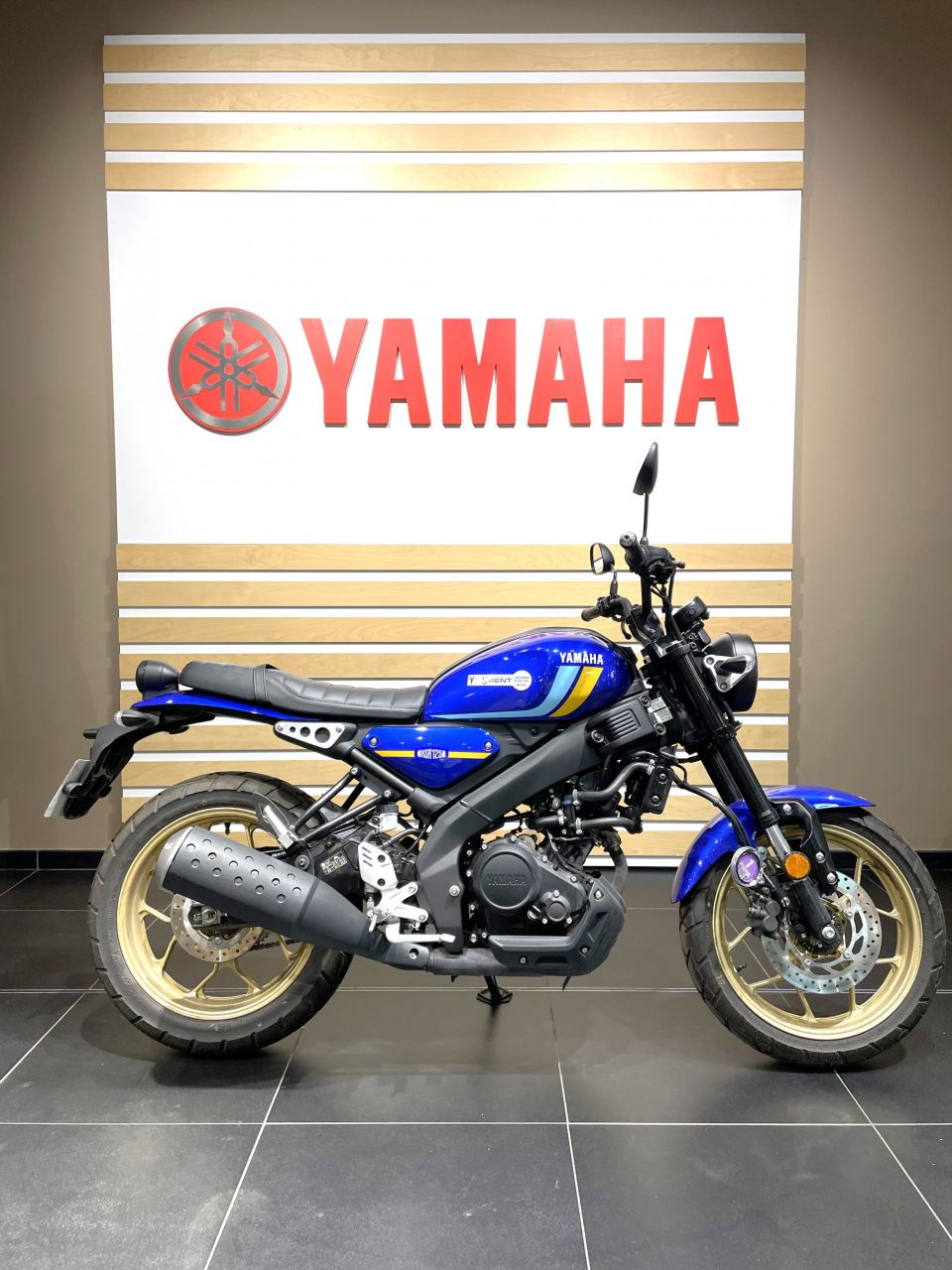 YAMAHA XSR 125 1