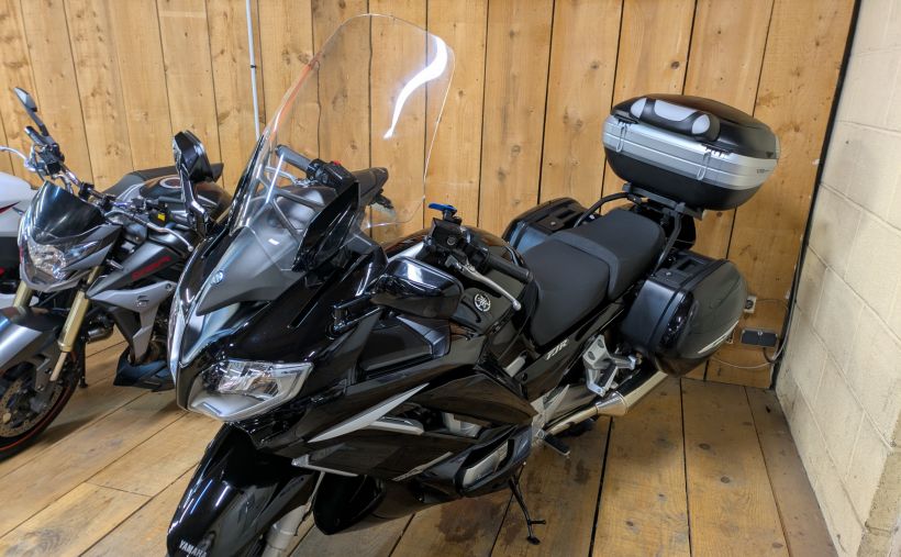 YAMAHA FJR 1300 ABS 10
