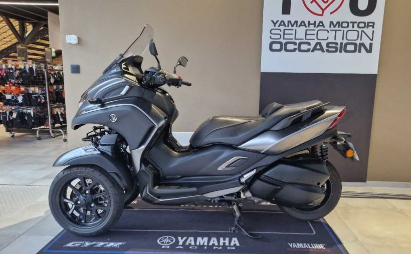 YAMAHA TRICITY 300 1