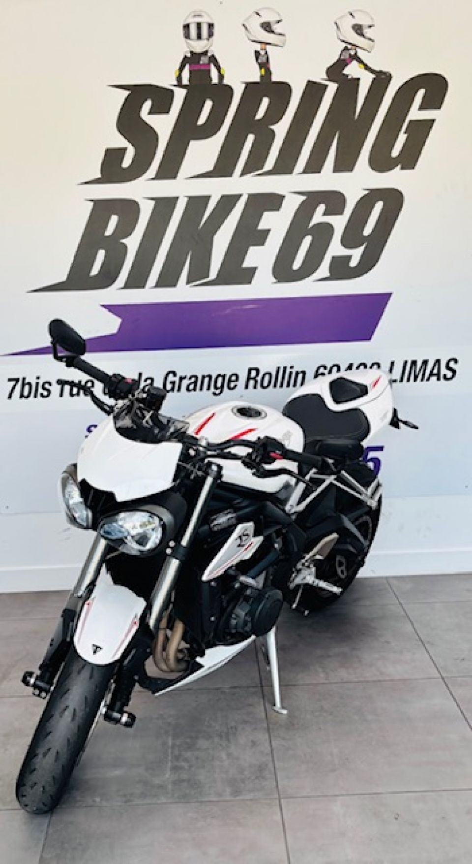 TRIUMPH STREET TRIPLE 765 RS 2