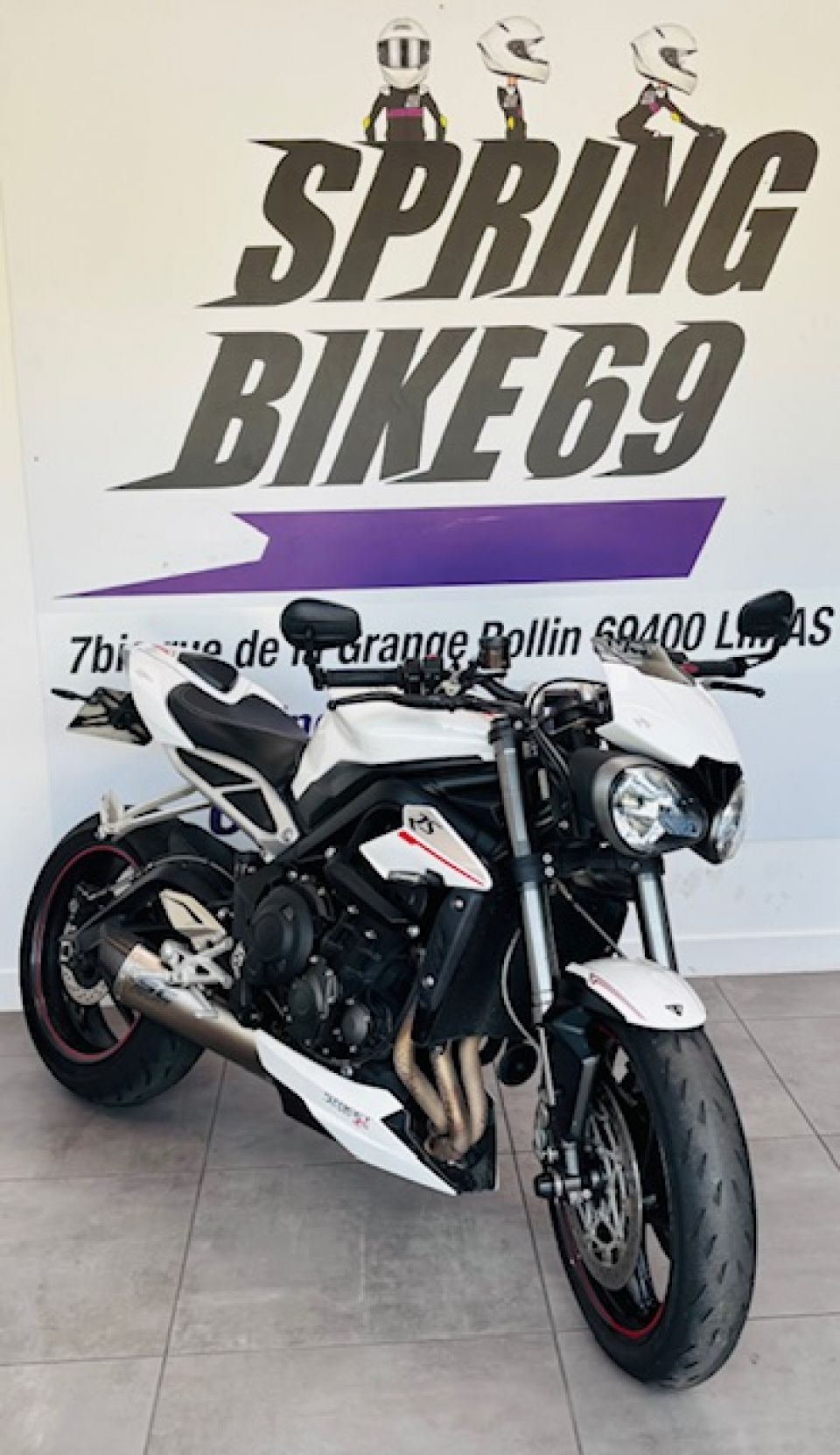 TRIUMPH STREET TRIPLE 765 RS 6