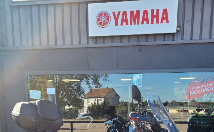 YAMAHA TRACER 9 GT 1