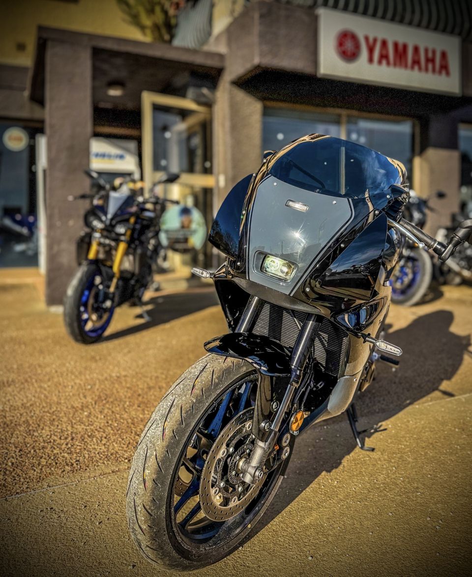 YAMAHA XSR 900 GP 0