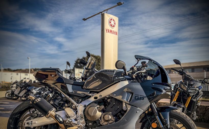 YAMAHA XSR 900 GP 2