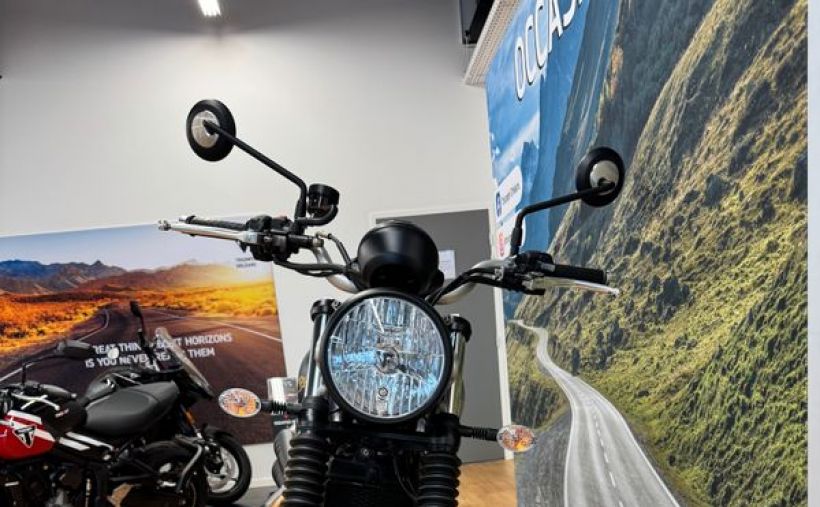 TRIUMPH STREET SCRAMBLER  900 2