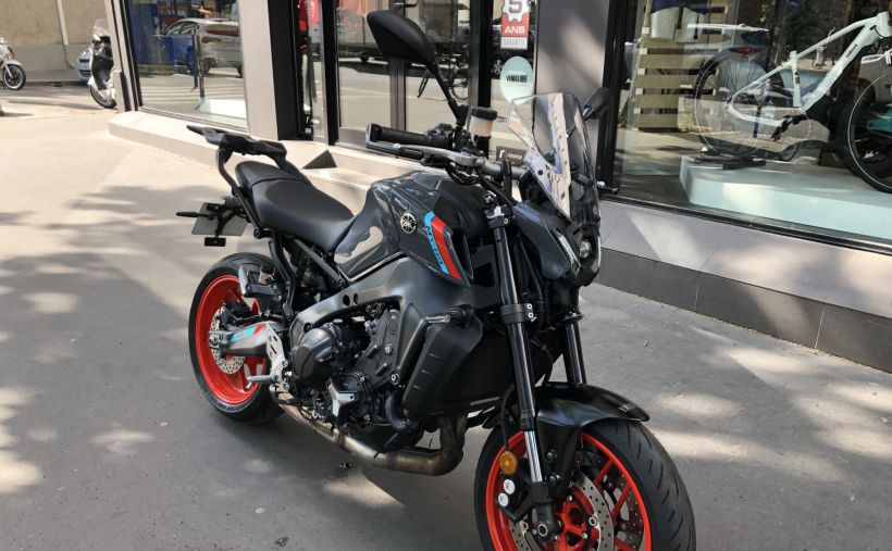 YAMAHA MT-09 0