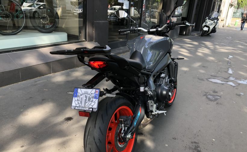 YAMAHA MT-09 2