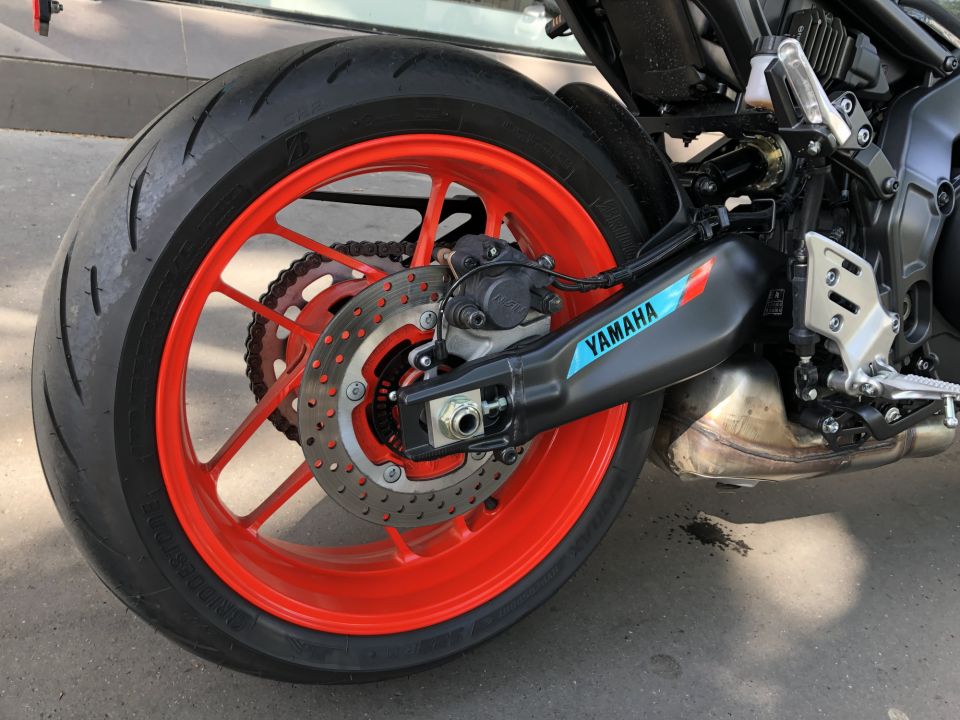 YAMAHA MT-09 55